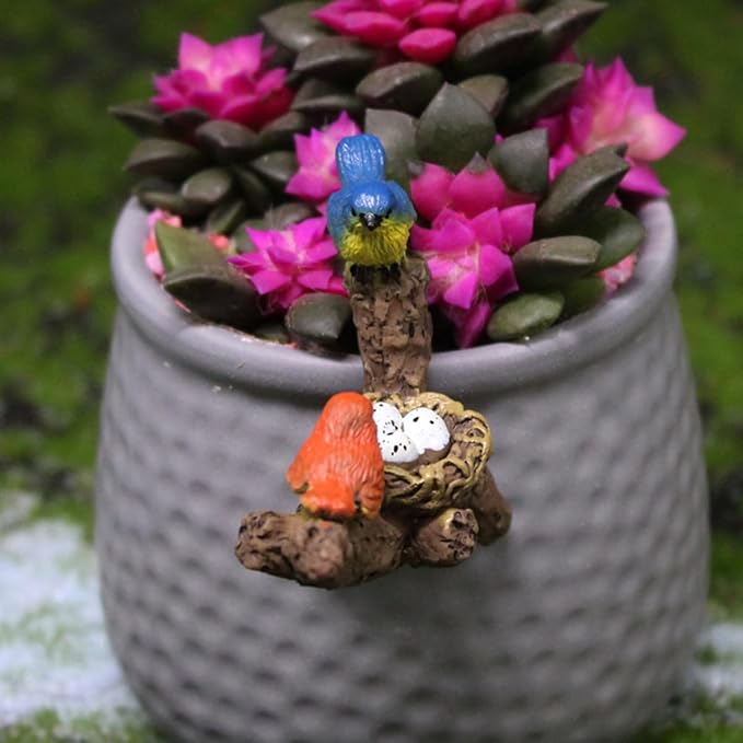 Birds Perched on Branches Flower Pot Hugger Figurines, Mini Resin Birds Sculpture Outdoor Statues Planter Pot Terrarium Fish Tank Edge Bonsai Craft Decor Fairy Garden Accessories