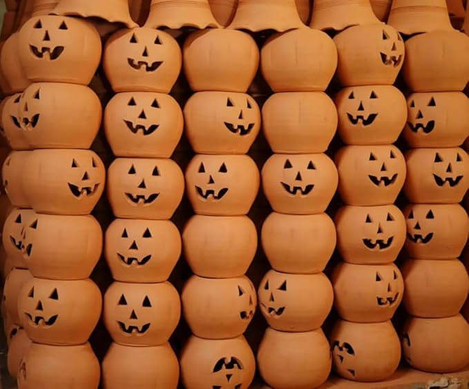 Terracotta Jack-o'-Lantern Pumpkin with Witch Hat β Handmade Clay Halloween Decoration β Rustic Fall Centerpiece β 2-Piece Natural Pumpkin Planter β Indoor Outdoor Autumn Decor