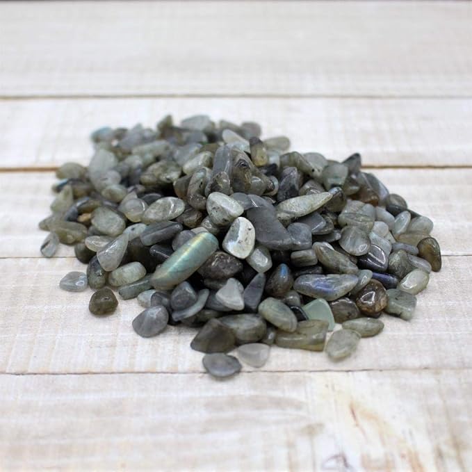 IMALY Labradorite Tumbled Chips Stone Polished Crushed Healing Crystal Quartz Pieces Irregular Shaped Stones for Home Decorative Stones Vases Plants Succulents 0.5lb