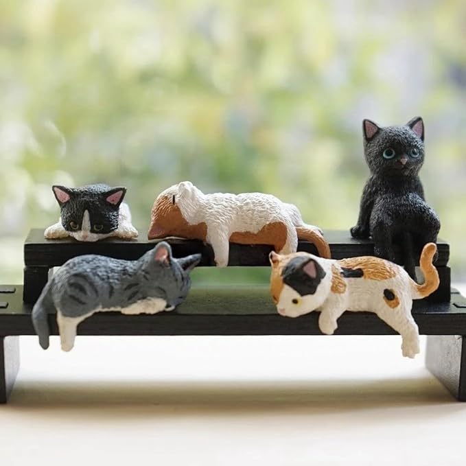 Miniature Cute Cat Figurines,Mini Cat Fairy Garden Bonsai Decorations,Funny Micro Landscape Ornaments for Outdoor Garden Lawn Pot Car Dash Decor,5 Pieces