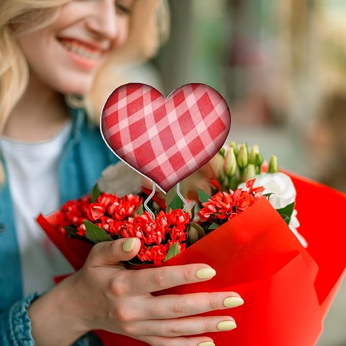 6 Pcs Valentine's Day Heart Planter Stake Hollow Heart Garden Metal Stake Sign Corrugated Plastic Valentine's Day Outdoor Decor for Indoor Outdoor Patio Plant Pot, Flower Bed(Retro Style)