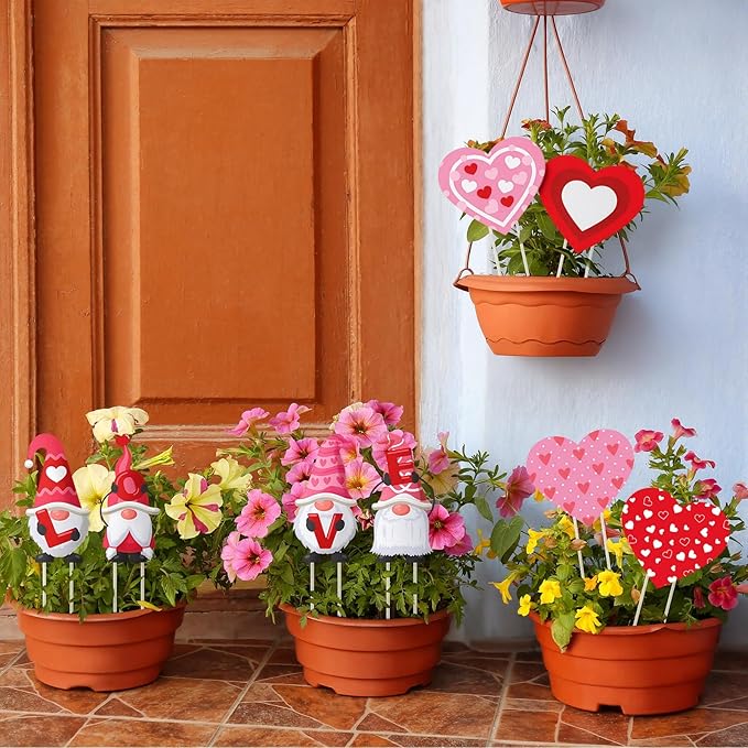 Bucherry 12 Pcs Valentine's Day Love Gnome and Heart Shape Planter Stakes Valentines Day Decorative Garden Yard Stakes Valentines Flower Pots Signs for Home Anniversary Party Outdoor Lawn Decor