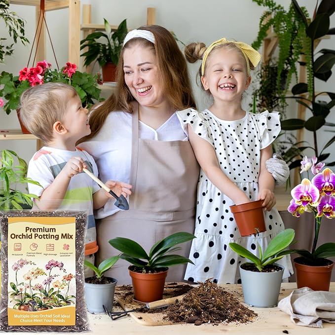 Orchid Potting Mix, Premium Orchid Soil for Repotting with Natural Pine Bark, Perlite, Coco Peat and Moss, Well-Draining Orchid Mix for Indoor Plant, Orchid, Succulents - 2QT