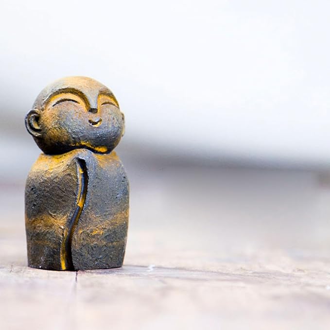 OwMell Japanese Jizo Monk Statue, Buddha Jizo Figurine Memorial Aquarium Statue Ornament - Praying Iron