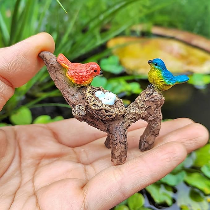 2pcs Birds Perched on Branches Flower Pot Hugger Figurines Mini Resin Birds Fish Tank Hanging Decoration Aquarium Ornament for Bonsai Planter Terrarium Garden Decor