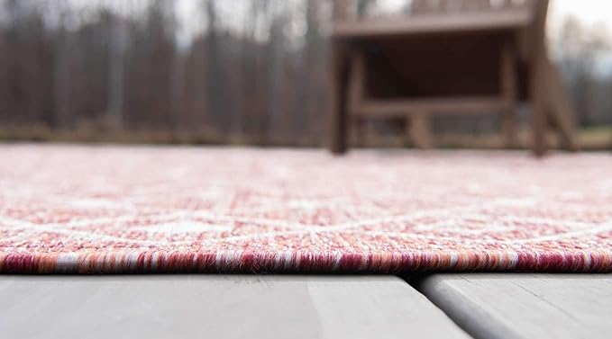 Unique Loom Outdoor Trellis Collection Area Rug - Tribal Trellis (7' 1" x 10' Rectangle, Rust Red/ Ivory)