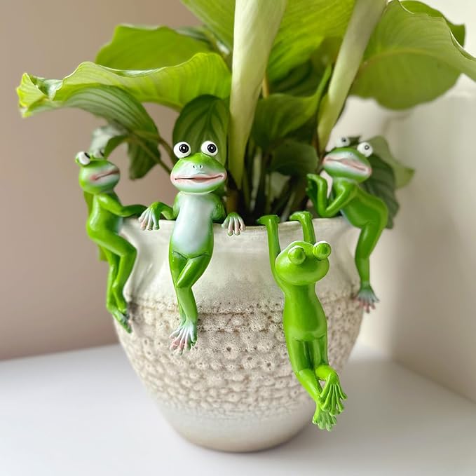 Cute Climbing Frog Figurines Flower Pot Hugger Resin Hanging Frog Sculpture Outdoor Statue Plant Pot Decorations for Home Garden Fence Balcony Patio Lawn Yard Ornaments (Right)