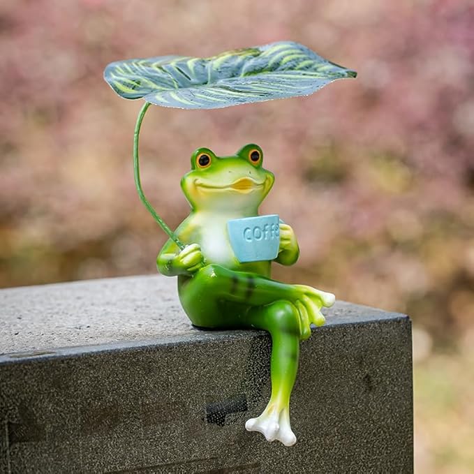 Adorable Animal Garden Statue with Umbrella - Charming Outdoor Decor for Yard, Patio, or Garden (Frog Drink Coffee)