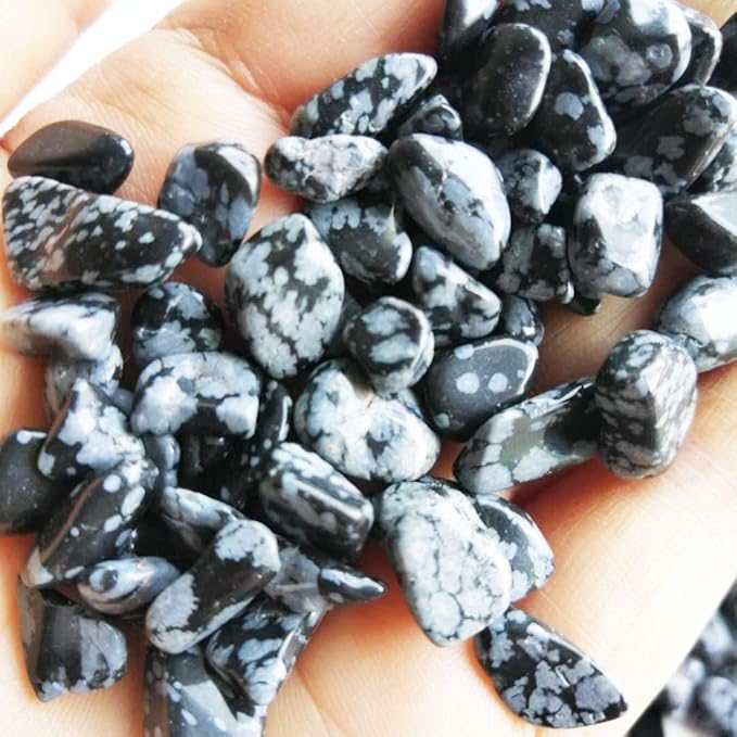 IMALY Snow Black Tumbled Chips Stone Polished Crushed Healing Crystal Quartz Pieces Irregular Shaped Stones for Home Decorative Stones Vases Plants Succulents 0.5lb