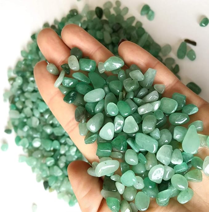 IMALY Green Aventurine Tumbled Chips Stone Polished Crushed Healing Crystal Quartz Pieces Irregular Shaped Stones for Home Decorative Stones Vases Plants Succulents 0.5lb