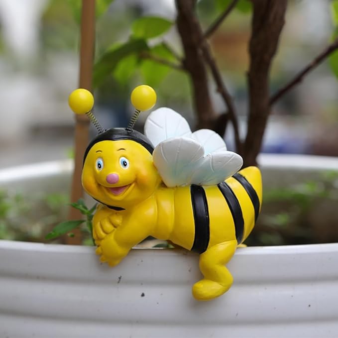 Set of 2 Bee Figure Plant Pot Hanger, Turtle Flower Pot Hugger, Resin Bees Statue, Funny Pot Huggers for Planters, Cute Climbing Bee Flower Pot Hugger, Garden Fence Balcony Patio Yard