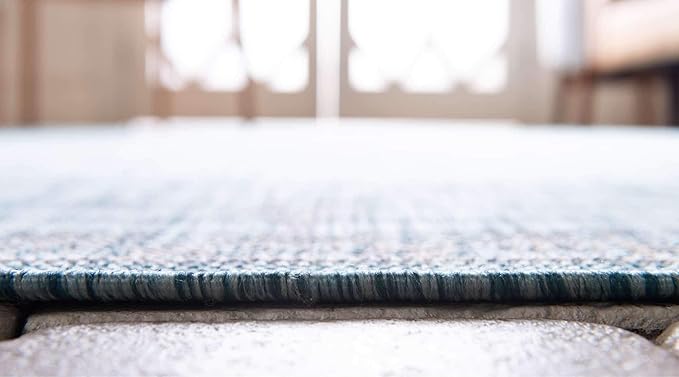 Unique Loom Outdoor Traditional Collection Area Rug - Antique (7' 1" x 10' Rectangle, Light Aqua/ Gray)