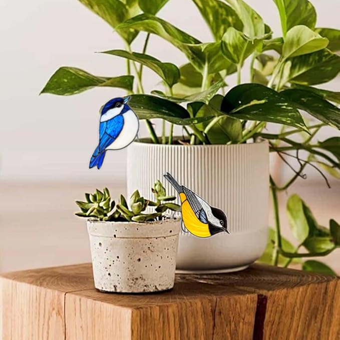 JOONOR 2 Pieces Stained Acrylic Bird Flower Pot Hugger Cute Animal Bird Statue for Planter Hanger Decorations Outdoor Fairy Garden Planter Edge Accessories