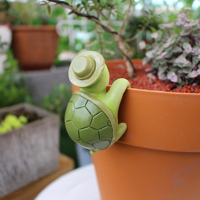 Tortoise Figure Plant Pot Hanger, Turtle Flower Pot Hugger, Resin Tortoise Statue, Funny Pot Huggers for Planters, Cute Climbing Tortoise Flower Pot Hugger, Garden Fence Balcony Patio Yard (HAT)