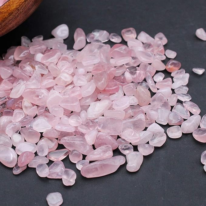 IMALY Rose Quartz Tumbled Chips Stone Polished Crushed Healing Crystal Quartz Pieces Irregular Shaped Stones for Home Decorative Stones Vases Plants Succulents 0.5lb
