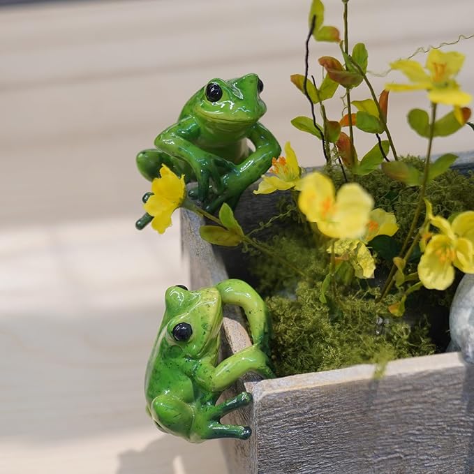 Frog Décor Plant Decorations Pots – Set 2 Cute Resin Fairy Garden Figurine Plant Decorations Cute Resin Fairy Figure Accessories Plant Pot Decorations 5.7 * 4.1 * 3.7 inch