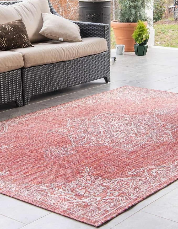 Unique Loom Outdoor Traditional Collection Area Rug - Antique (10' x 14' 1" Rectangle Rust Red/Ivory)