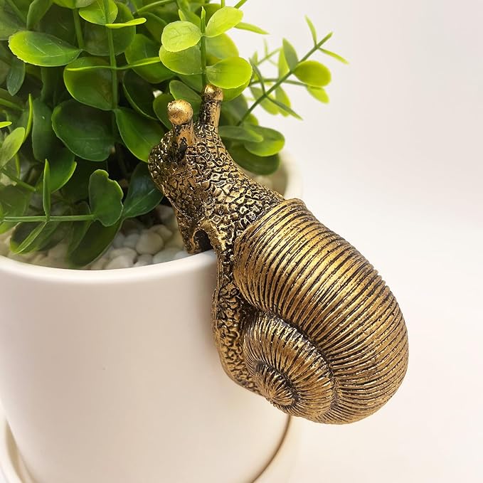 Vintage Bronze Climbing Snail Statue Flower Pot and Vase Hugger Miniature Fairy Garden Terrarium Decor Resin Art Patio Lawn Yard Ornaments Outdoor Fence Decorations