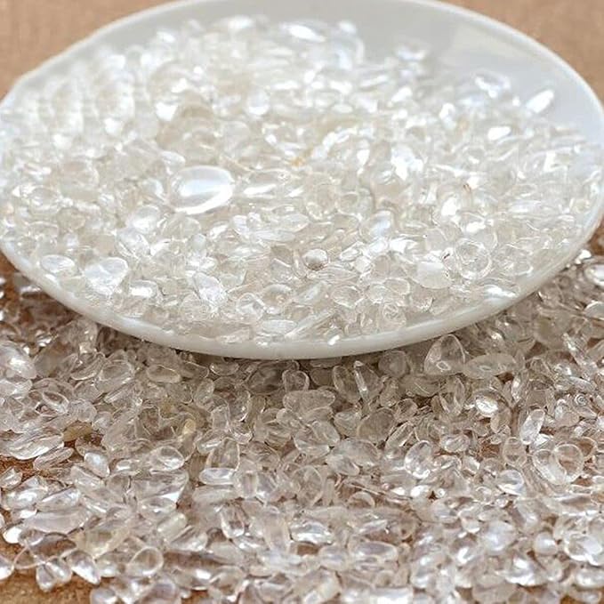 IMALY Clear Quartz Tumbled Chips Stone Polished Crushed Healing Crystal Quartz Pieces Irregular Shaped Stones for Home Decorative Stones Vases Plants Succulents 0.5lb