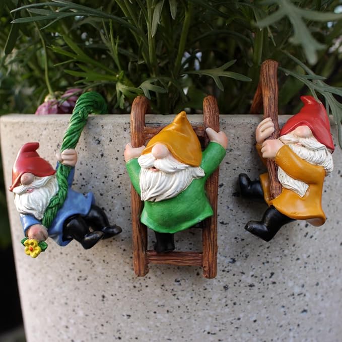 3PCS Cute Climbing Gnome Figurines Flower Pot Hugger, Resin Garden Gnomes Statue, Plant Decorations for Pots, Outdoor Decor Fence Ornaments for Patio Lawn Garden Yard (Multicolor)