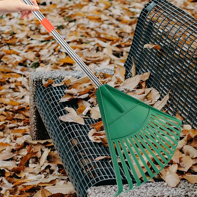 2Pcs Plastic Garden Rake Heads Leaf Rake Gardening Tool for Lawn Yard Grass Cleaning Replacement Patio Heads Sturdy Green Gardening Accessories