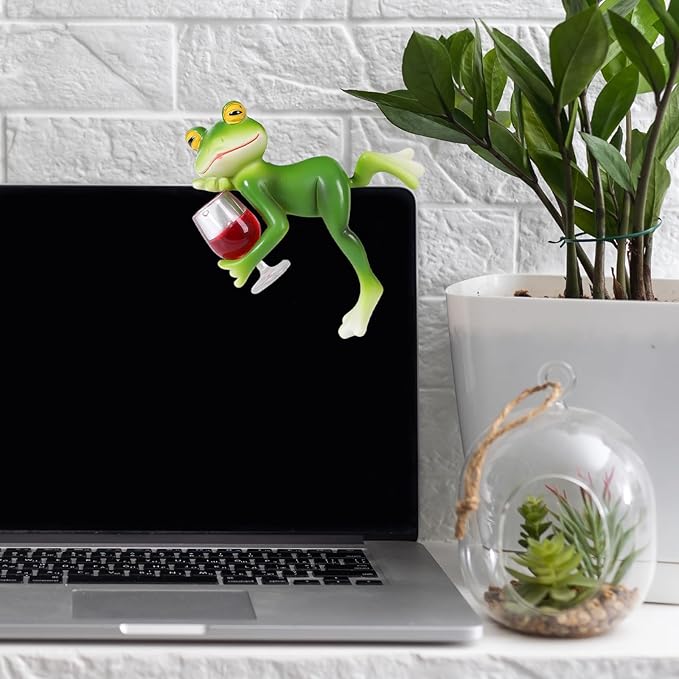 HPMAISON Miniature Frog Figurines Plant Decorations for Pots Frog Statue Planter Hugger Resin Garden Outdoor Fairy Garden Statue Hanging Figurines Yard Patio Decor Desk Ornament Women Gift