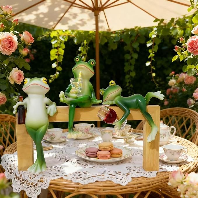Miniature Frog Garden Statue Planter Decoration for Pots, Small Frog Figurines Decor Fairy Gardens Accessories for Yard Lawn Outside