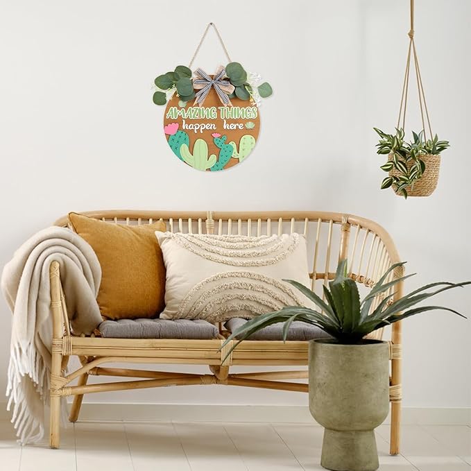HLNIUC Amazing Things Happen Here Wooden Sign(11”x11”) 3D Round Desert Cactus Door Hanger,Inspirational Classroom Teacher Wreath Hanging Plaque,Cute Cactus Front Door Wood Signs for Preschool Daycare