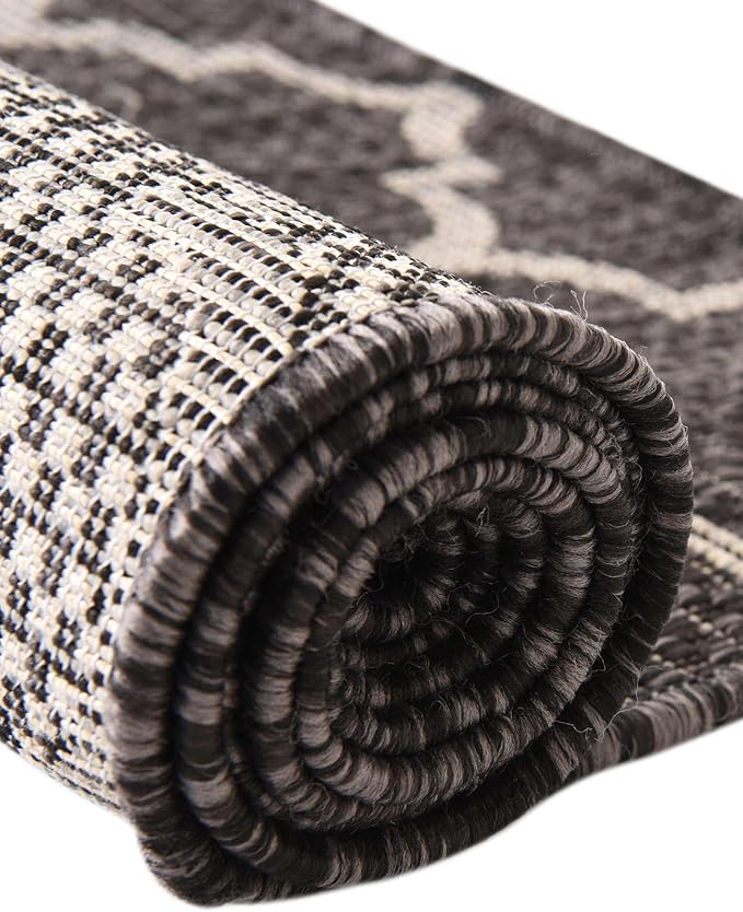 Unique Loom Outdoor Trellis Collection Area Rug - Trellis (Round 10' 8" x 10' 8", Black/ Ivory)