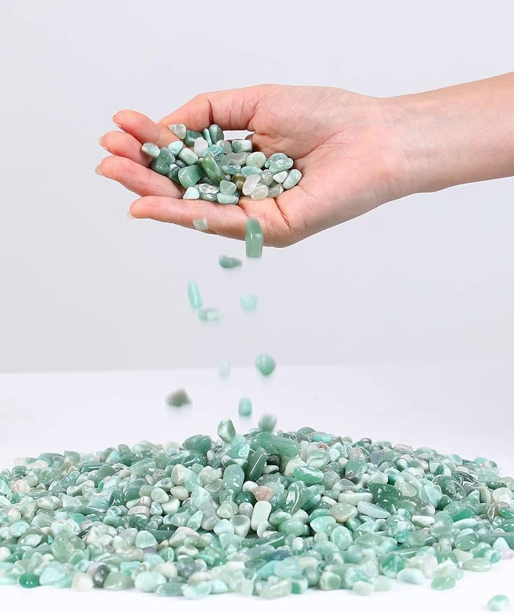 LAIDANLA Green Aventurine Crushed Stone Crystal Chips Bulk Natural Gemstones Healing Reiki Crystals Mini Quartz Vase Filler Aquarium Gravel 0.55lb