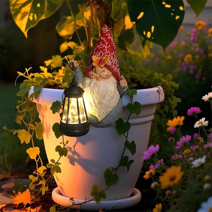 HONGLAND Gnomes Figurines Fence Hugger Solar Fence Lights Outdoor Hanging Decor Porch Tree Decorations Yard Ornaments Funny Gifts for Mom Women