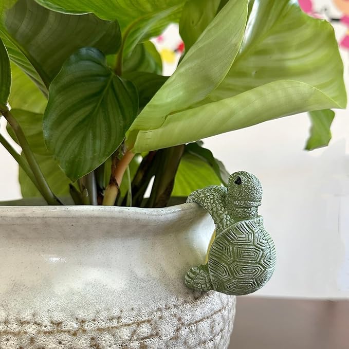 Tortoise Figure Plant Pot Hanger, Turtle Flower Pot Hugger, Resin Tortoise Statue, Funny Pot Huggers for Planters, Cute Climbing Tortoise Flower Pot Hugger, Garden Fence Balcony Patio Yard (GREEN)