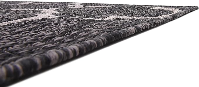 Unique Loom Outdoor Trellis Collection Area Rug (4' 1" x 6' 1" Rectangle, Black/ Ivory)