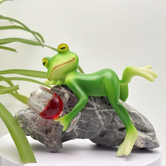 Tipsy Frog Pot Hugger with a Wine Glass, Frogs Decorations for Home, Frog Gifts for Women, Miniature Frogs Figurines Planter Hugger for Flower, Yard, Lawn,Outside（3.94"x2.12"x3.94"）