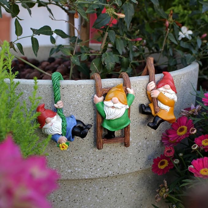 3PCS Cute Climbing Gnome Figurines Flower Pot Hugger, Resin Garden Gnomes Statue, Plant Decorations for Pots, Outdoor Decor Fence Ornaments for Patio Lawn Garden Yard (Multicolor)