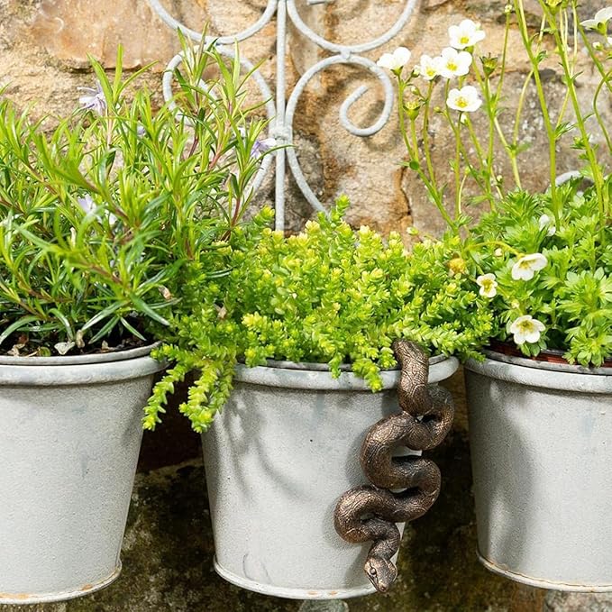 Snake Statue Plant Hugger Decorations for Pot, Realistic Snake Figurine Ornament Outdoor Gifts for Yard & Garden, Creative Gift for Plant Lovers, 4.13inch