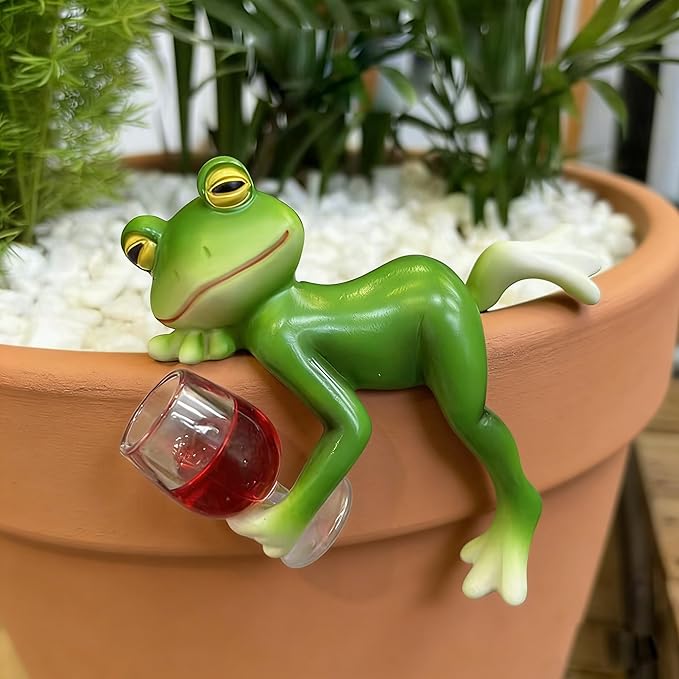 OwMell Frog Statue for Garden, Green Frog Figurine for Outdoor Decor Yard and Garden Decoration Resin Sculpture - Drinking Red Wine
