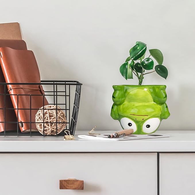 Cute Animal Ceramics Planter Succulent Pot with Drainage, 4.4 Inch Plant Pot for Indoor Mini Plants Flower Cactus, Home and Garden Decor Fun Frog Gift