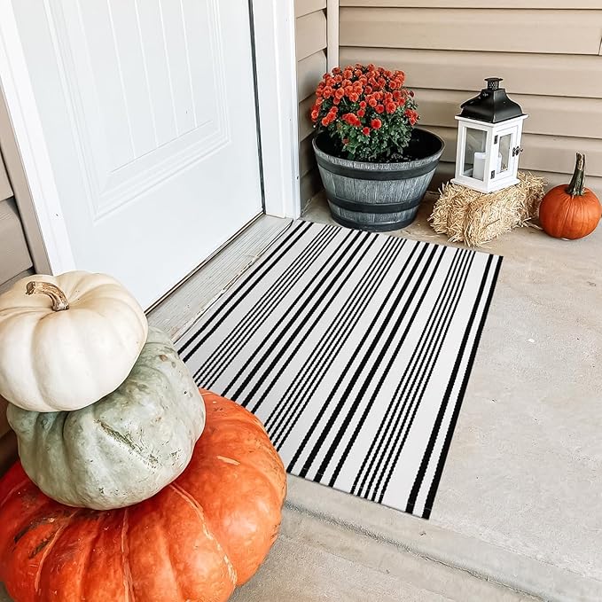 OJIA Front Door Mats Outdoor 24"x35", Cotton Woven Outside Doormat Front Door Rug Washable Indoor Door Mat Black and White Outdoor Rugs Striped Rug for Porch Decor/Farmhouse/Entryway