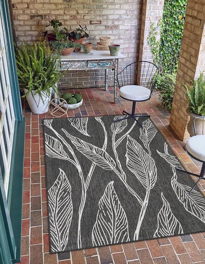 Unique Loom Outdoor Botanical Collection Area Rug - Leaf (5' 3" x 8' Rectangle, Ivory Charcoal)