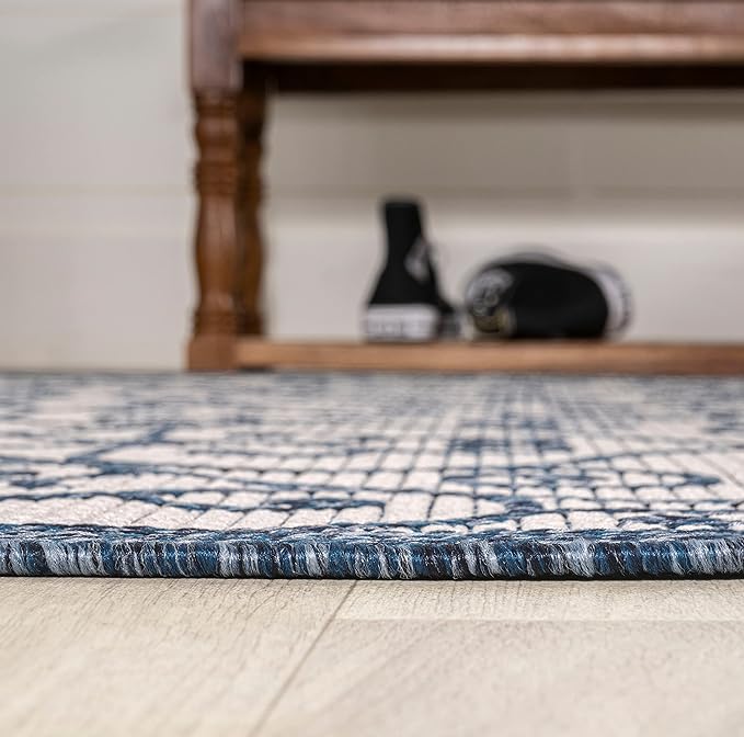 JONATHAN Y Vintage Filigree Indoor Outdoor Area Rug 4X6 Blue/Cream, Madrid Textured Weave for Backyard, Patio, Porch, Easy-Cleaning, High Traffic, Pet-Friendly, Non-Shedding (SMB107F-4)