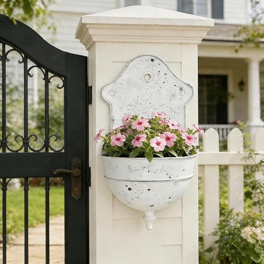 Rustic Metal Wall Planter Distressed Decor Wall Mounted Flower Pot Vintage Hanging Plant Holder for Outdoor Indoor Garden Home Balcony Patio Farmhouse Decorative (White)