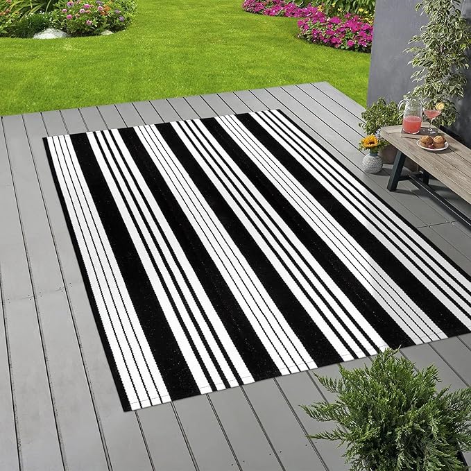OJIA Black and White Outdoor Rug 4'x6' Cotton Woven Patio Rug Machine Washable Front Door Mat Outdoor Area Rugs Floor Mat for Farmhouse/Front Porch/Balcony/Entryway/Deck/Home Entrance Decor