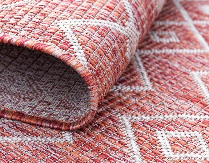 Unique Loom Outdoor Trellis Collection Area Rug - Tribal Trellis (5' 3" Round, Rust Red/ Ivory)