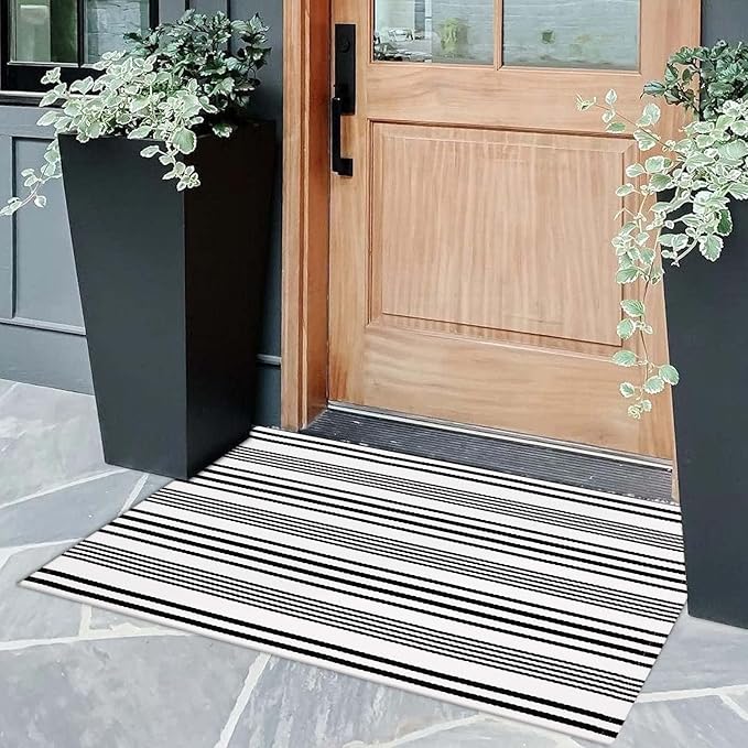 OJIA Front Door Mats Outdoor 24"x35", Cotton Woven Outside Doormat Front Door Rug Washable Indoor Door Mat Black and White Outdoor Rugs Striped Rug for Porch Decor/Farmhouse/Entryway