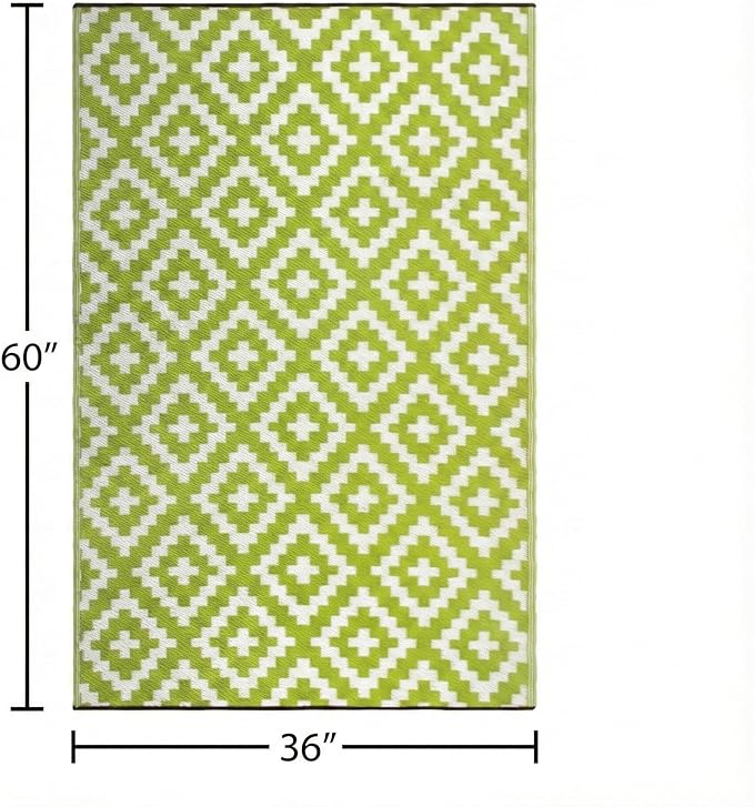 FH Home Outdoor Rug - Waterproof, Fade Resistant, Reversible - Premium Recycled Plastic - Geometric - Porch, Deck, Balcony, Mudroom, Laundry Room, Patio - Aztec - Green & White Crease Free - 3 x 5 ft