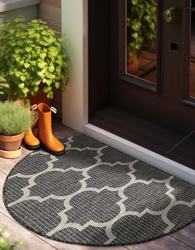 Unique Loom Outdoor Trellis Collection Area Rug (2' 2" x 3' 7" Hearth Black/Ivory)