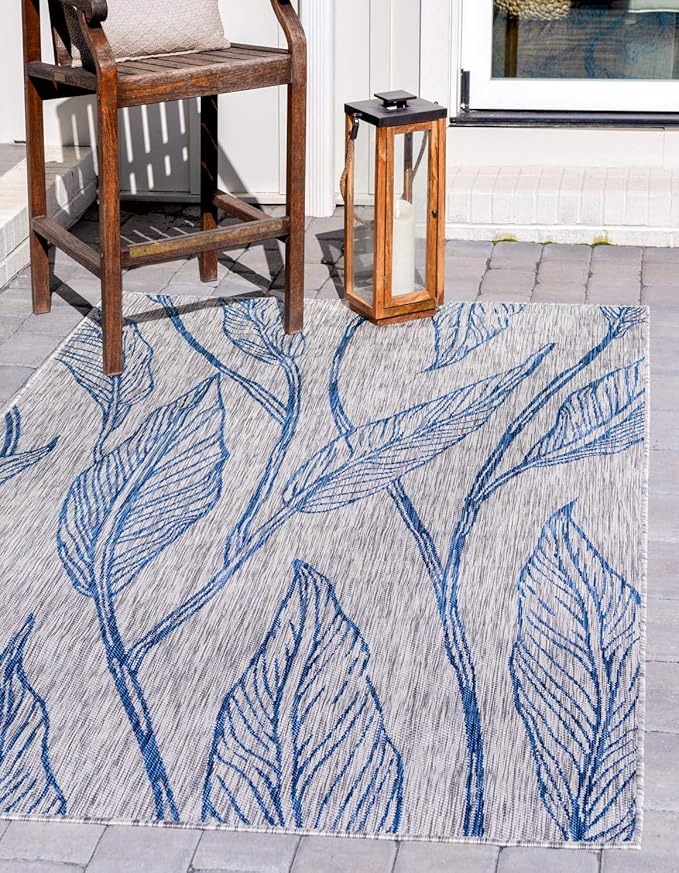 Unique Loom Outdoor Botanical Collection Area Rug - Leaf (6' 1" x 9' Rectangle, Light Gray/ Ivory)