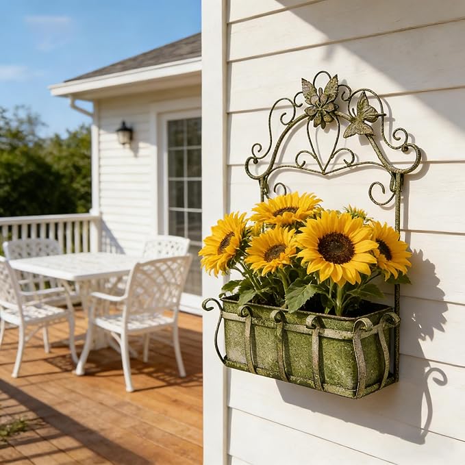 Vintage Rustic Wall Planter Distressed Decor Iron Hanging Plant Basket Shabby Metal Wall Mounted Flower Holder Pot Stand for Indoor Outdoor Home Balcony Patio Garden Decorative (Shabby Green)