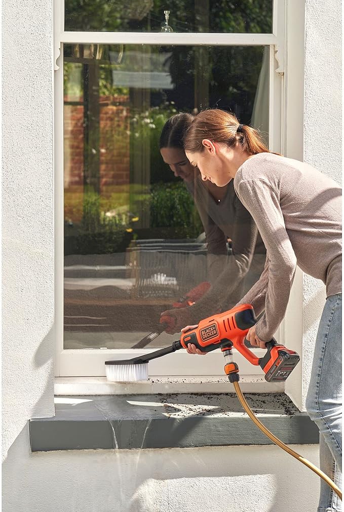 Black+Decker Cleaning Kid for BZOSBSK3 Battery Pressure Washer (Consisting of Brush, Window Squeegee and Cleaning Agent Bottle, for Cleaning and Care of Car, Bike, Garden Furniture, SUP Boards)